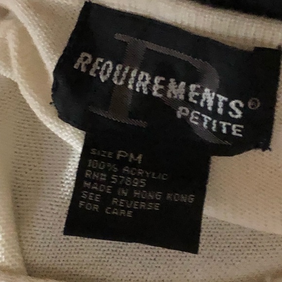 Requirements V-neck top❤️ - Picture 6 of 6